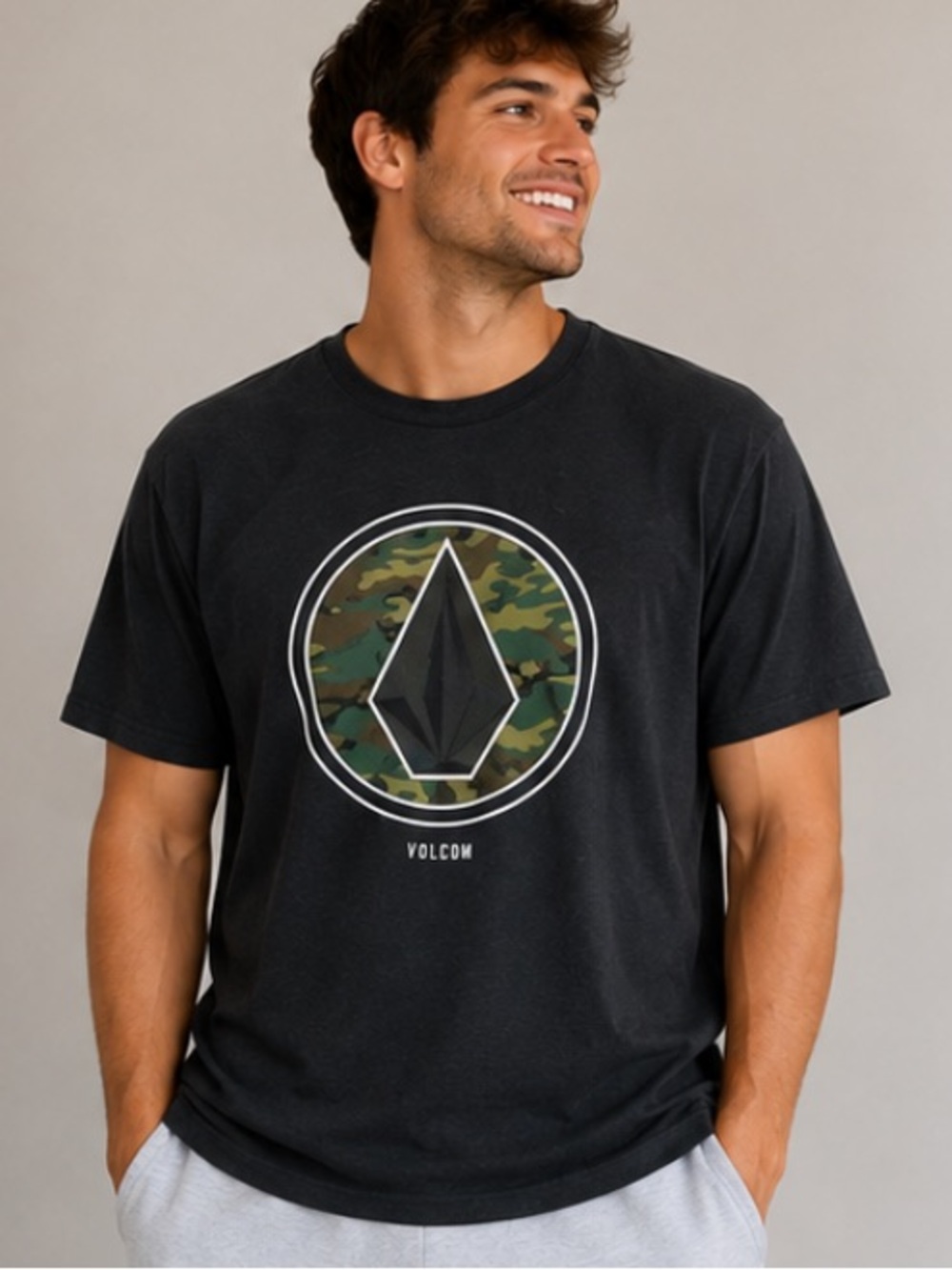 Volcom small tee